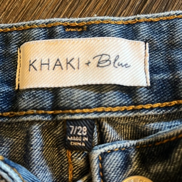 Daisy Jean Shorts - Picture 2 of 4